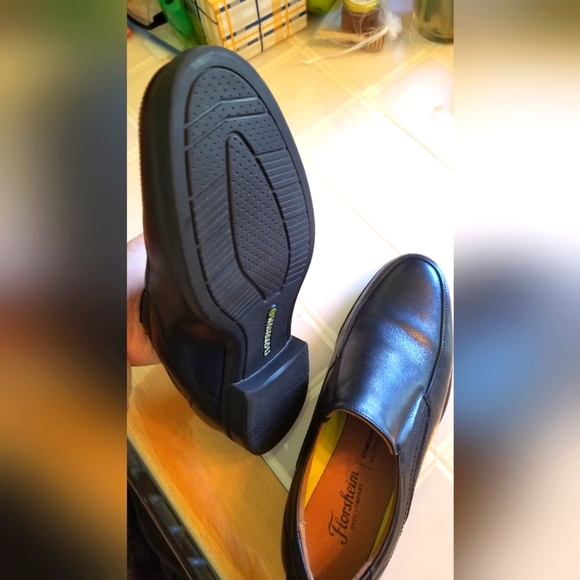 Florsheim Comfortech with Ortholite Size 8D Men\'s Black Leather Slip-On main image 7